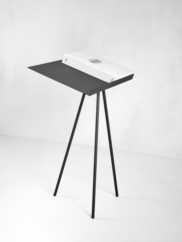 The world's first bookstand